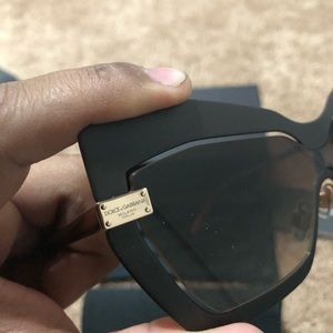 Dolce & gabbana sun glasses